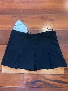NWT Zara Black Pleated Mini Skort - Size Small Ref 7385/555